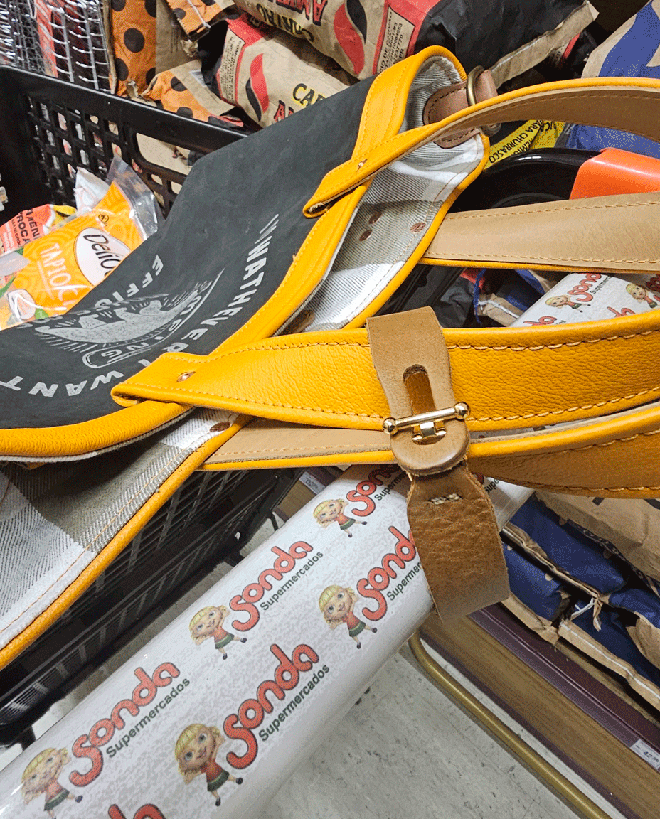 Cuss and Tote - Imagem 9